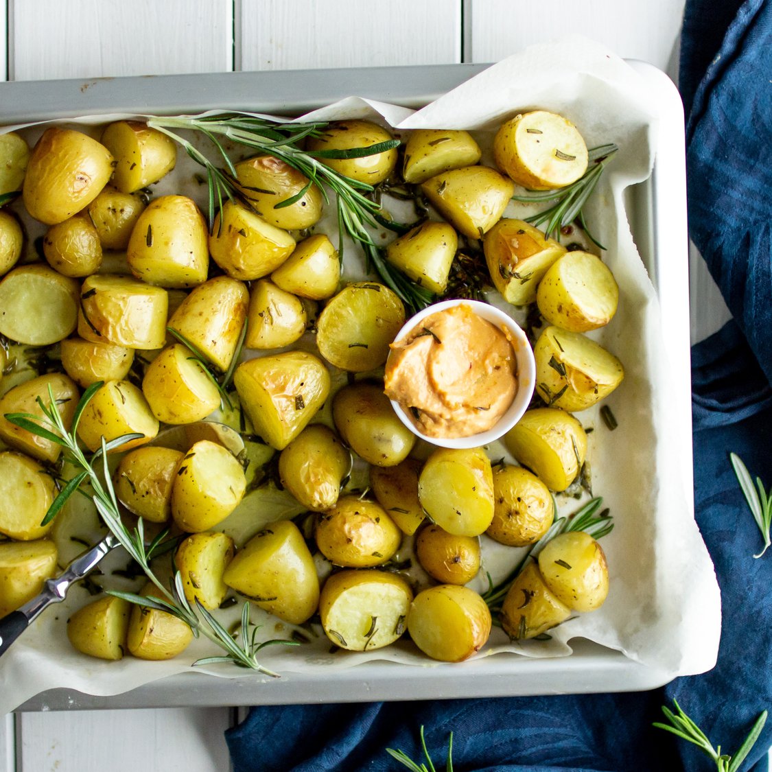 Rosmarinkartoffeln aus dem Ofen – EatMoveFeel